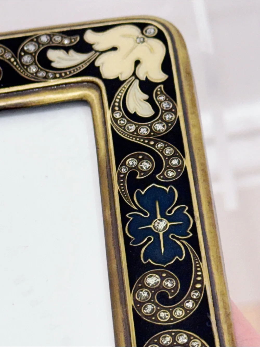 Vtg brass black white swirl enamel glitter accent frame 3 x 4.5